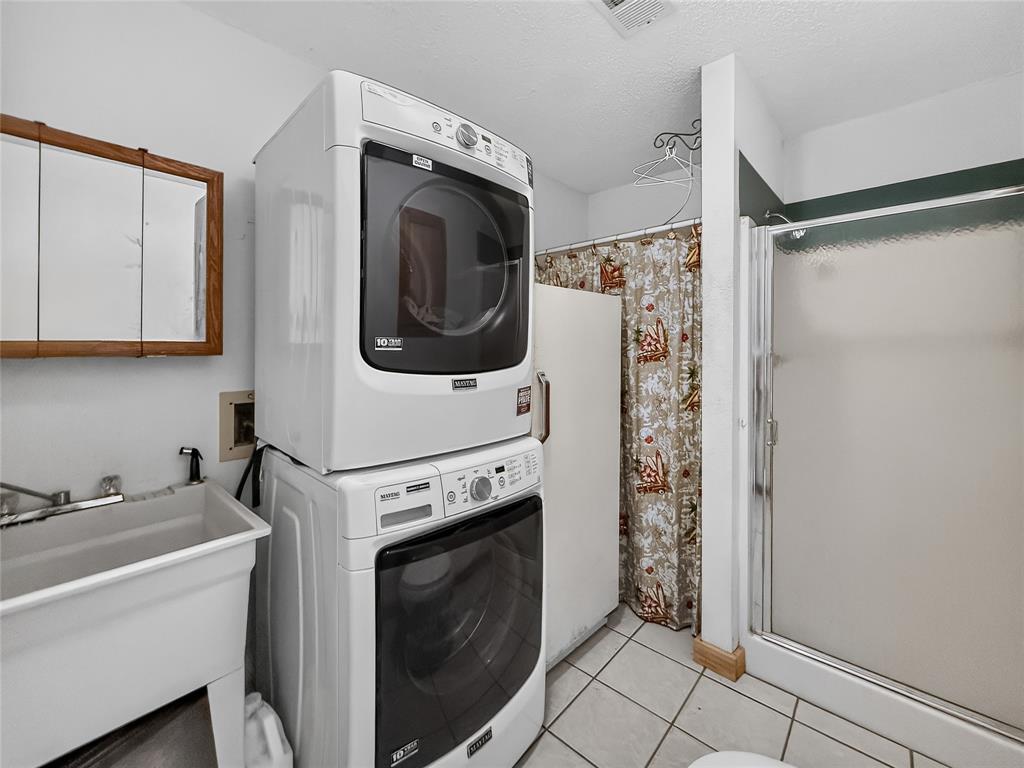803 Farm Road 71 Property Photo 21