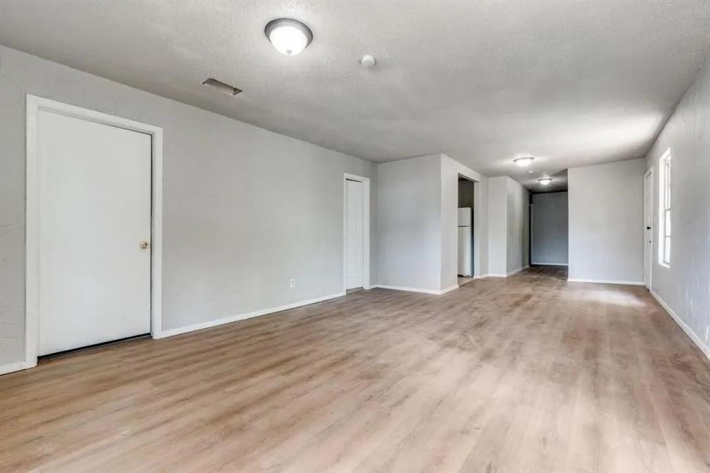 4404 Colonial Avenue Property Photo 10