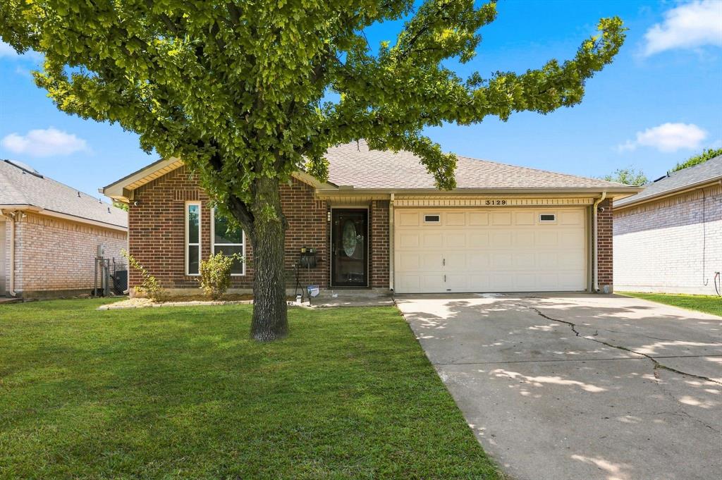 3129 Walingford Drive Property Photo 1