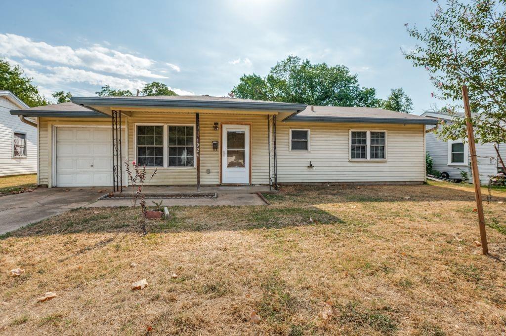 1024 Harris Drive Property Photo 1