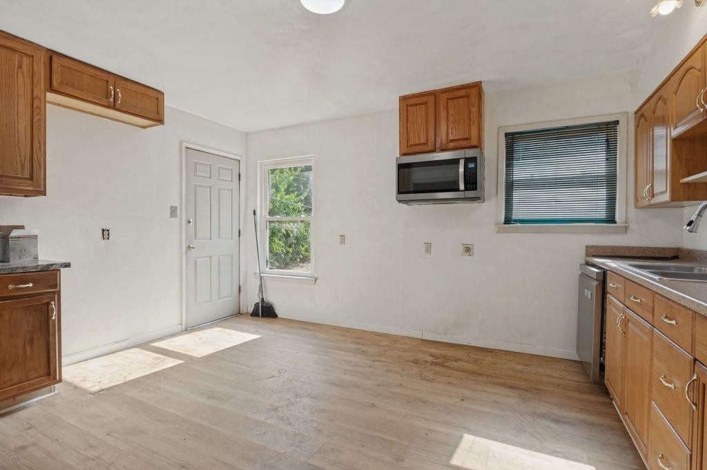 1024 Harris Drive Property Photo 5