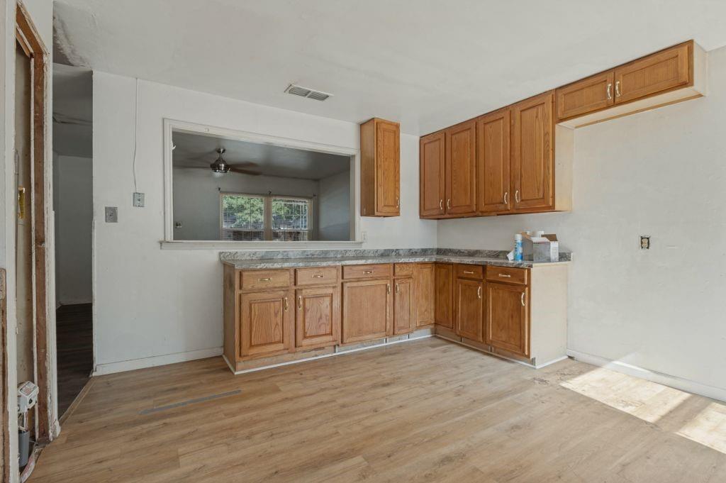 1024 Harris Drive Property Photo 6