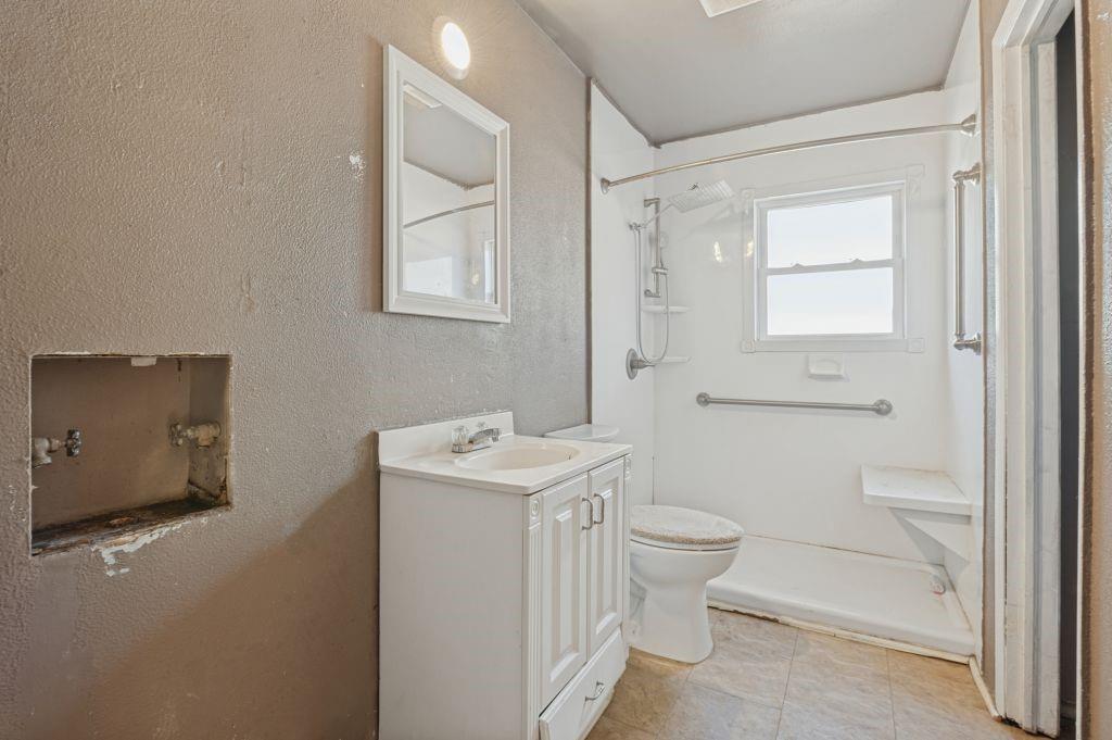 1024 Harris Drive Property Photo 9