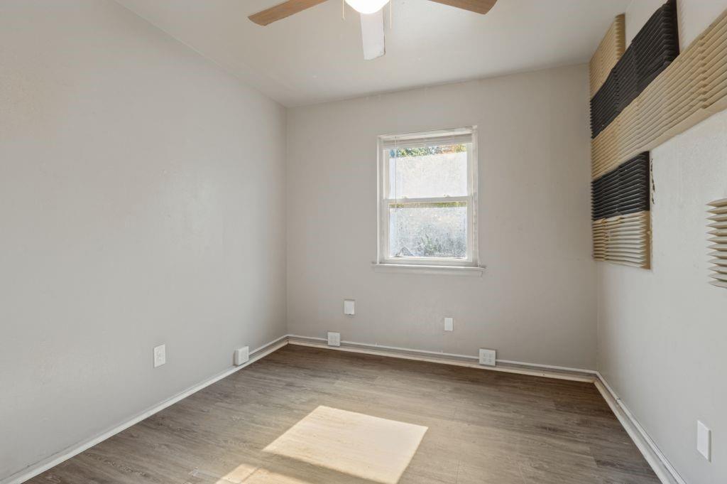 1024 Harris Drive Property Photo 11