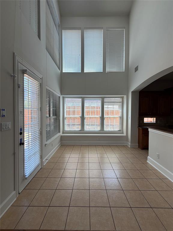 3228 Tearose Drive Property Photo 6