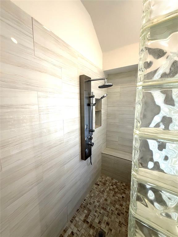 3228 Tearose Drive Property Photo 11