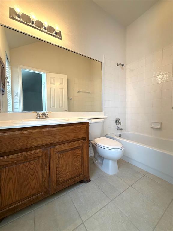 3228 Tearose Drive Property Photo 13