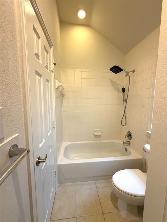 3228 Tearose Drive Property Photo 14