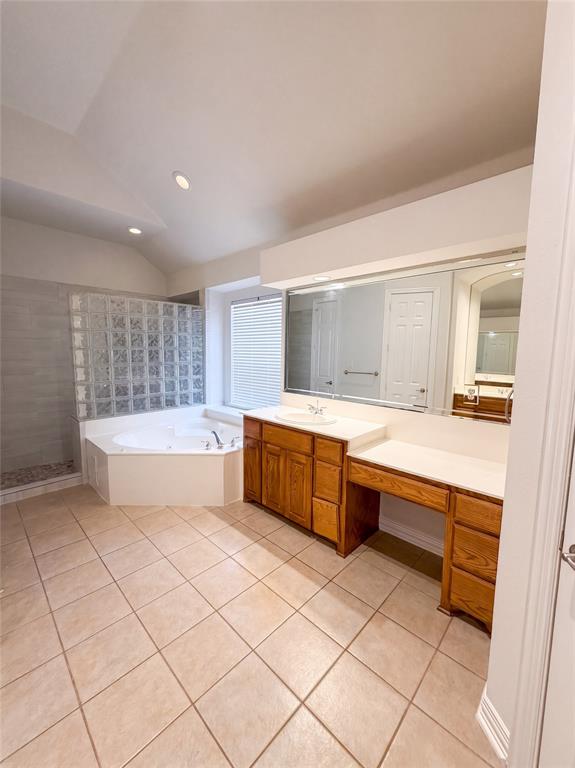 3228 Tearose Drive Property Photo 28