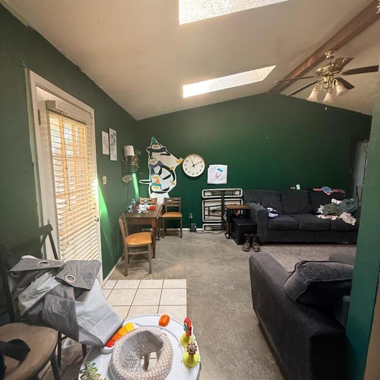 807 Mack Drive Property Photo 2