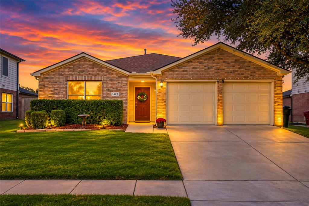 1423 Teal Property Photo 1