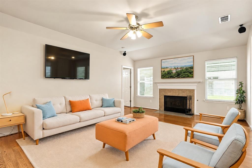 1423 Teal Property Photo 1