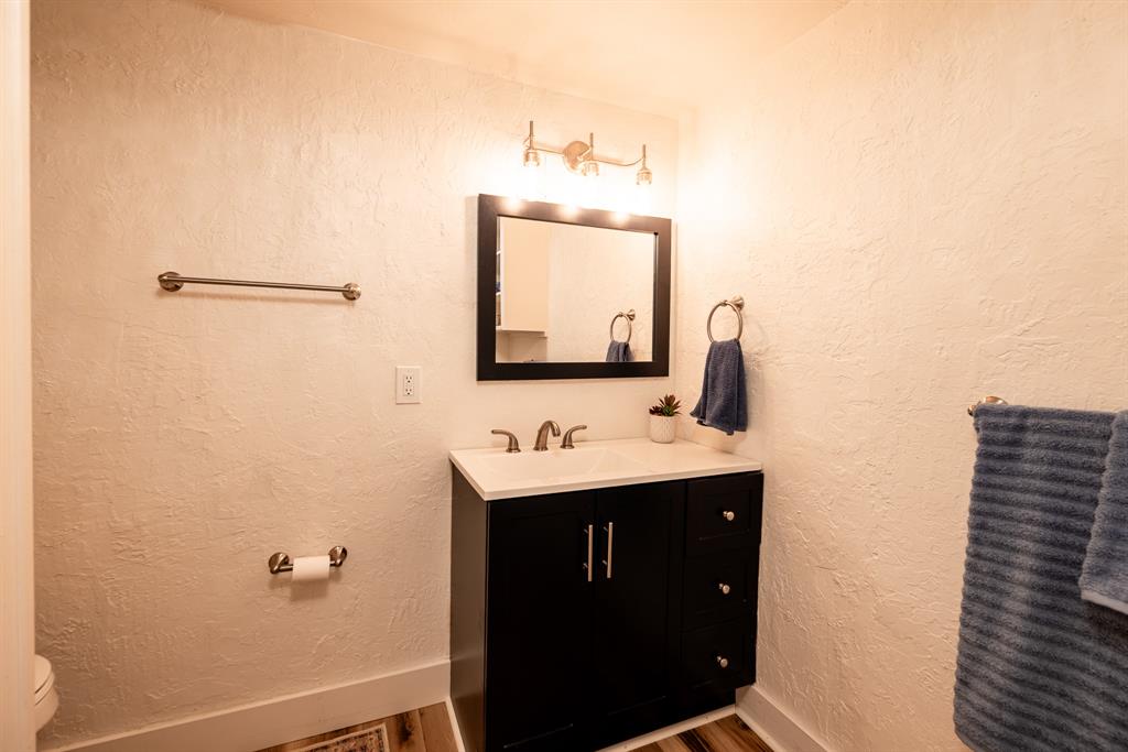 801 N Avenue A Property Photo 18