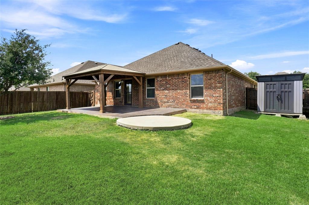 1060 Sadie Street Property Photo 4