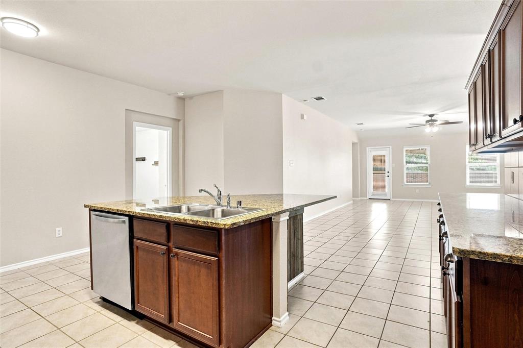 1060 Sadie Street Property Photo 7