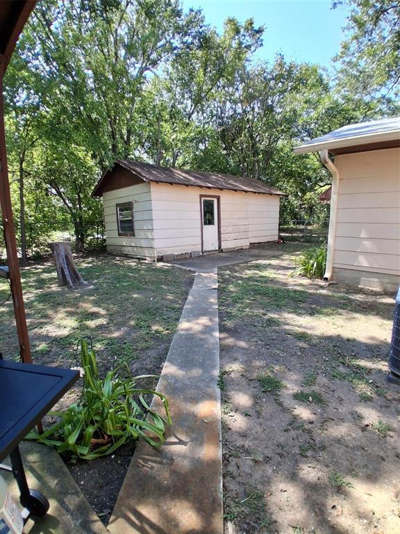 407 N Files Street Property Photo 3