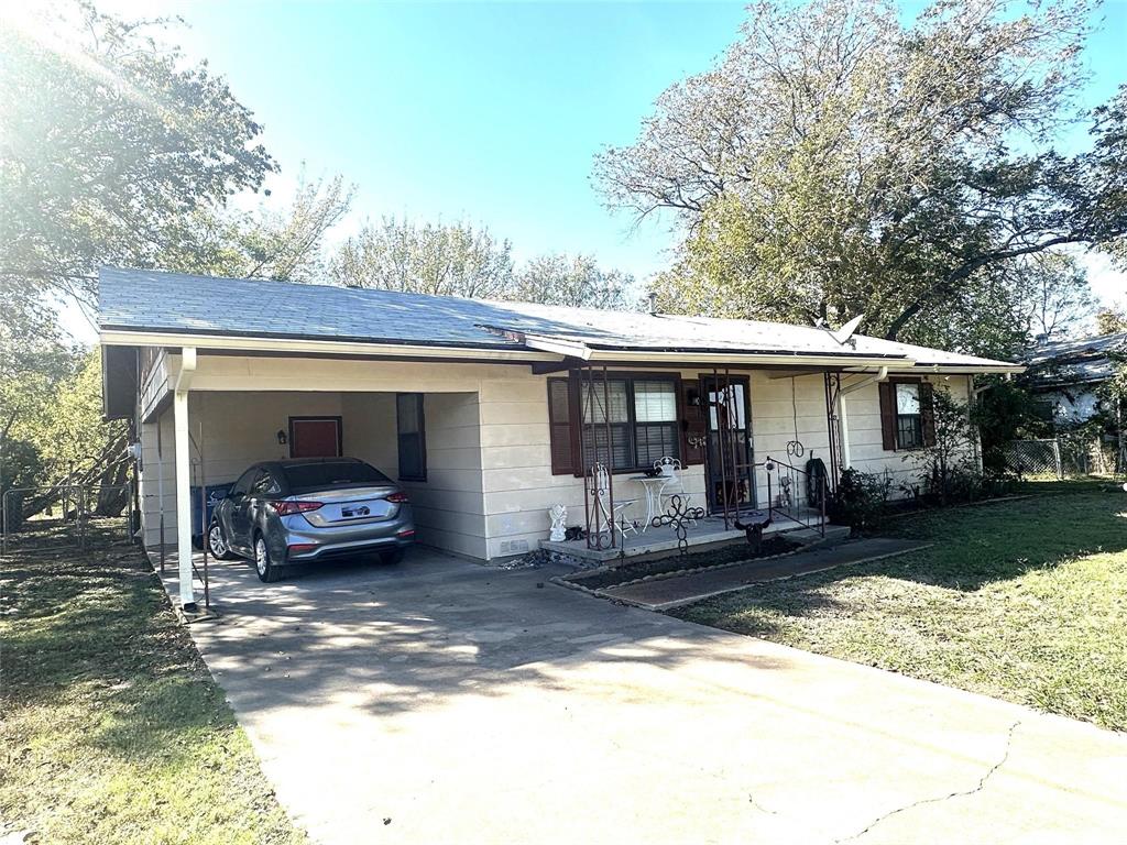 407 N Files Street Property Photo 6