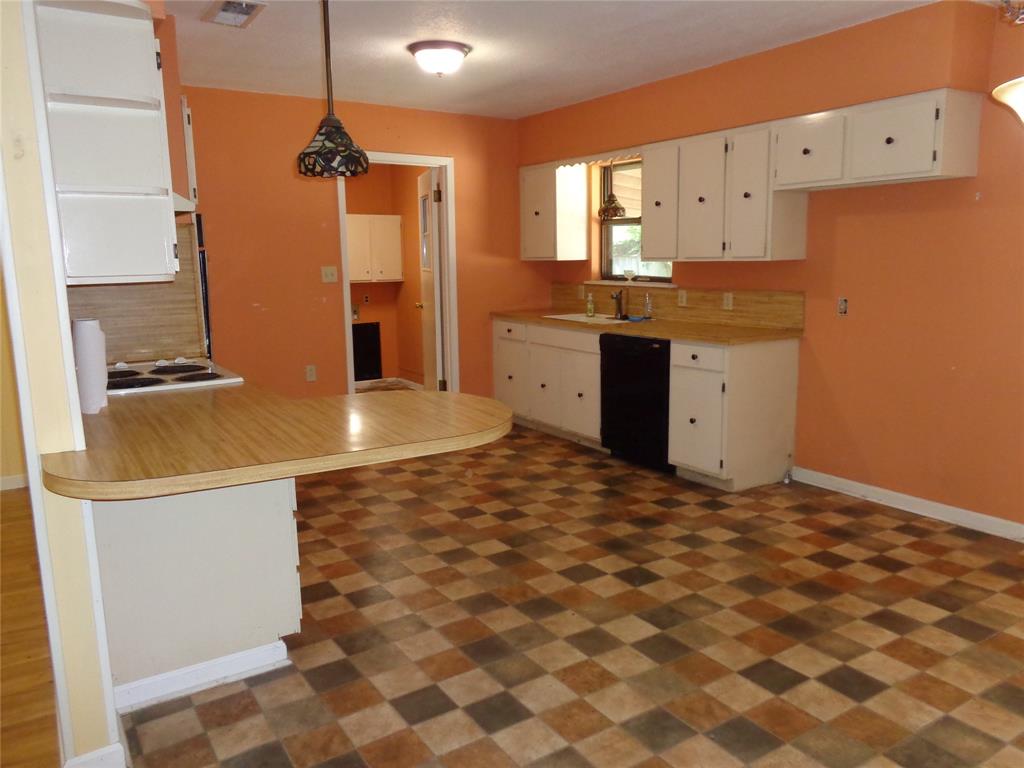407 N Files Street Property Photo 14