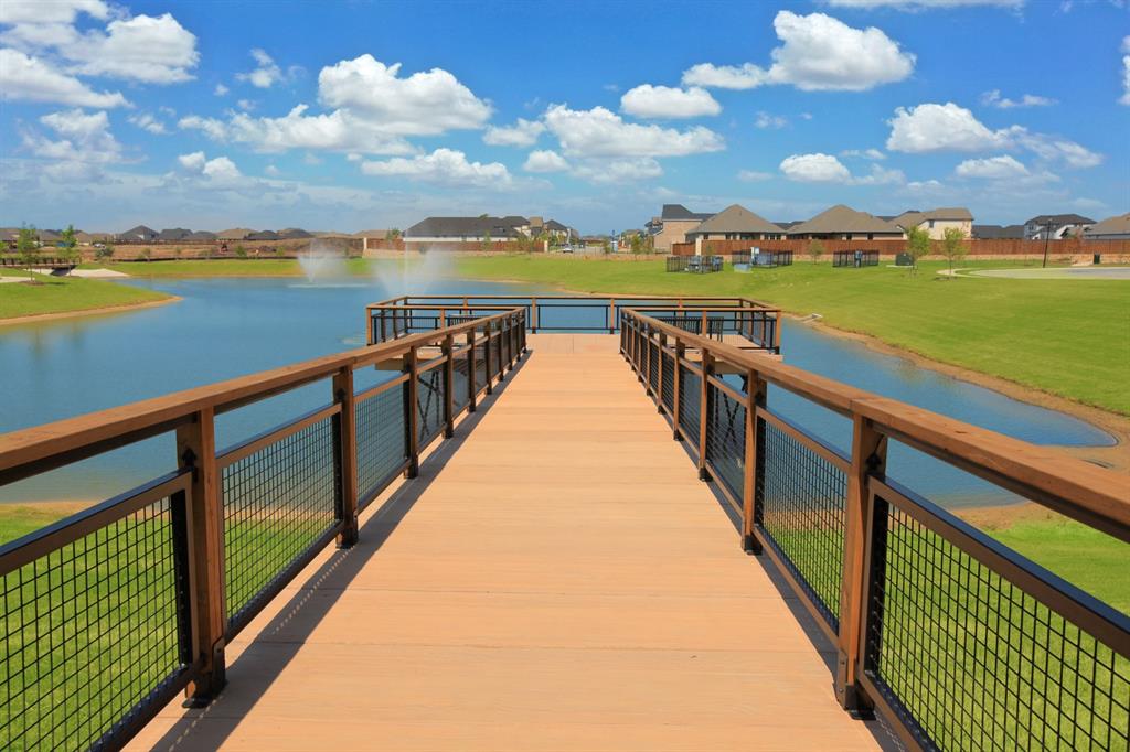 727 Clear Air Way Property Photo 34