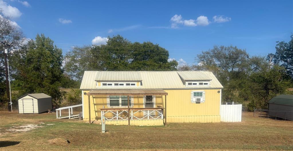 396 Concho Property Photo 1