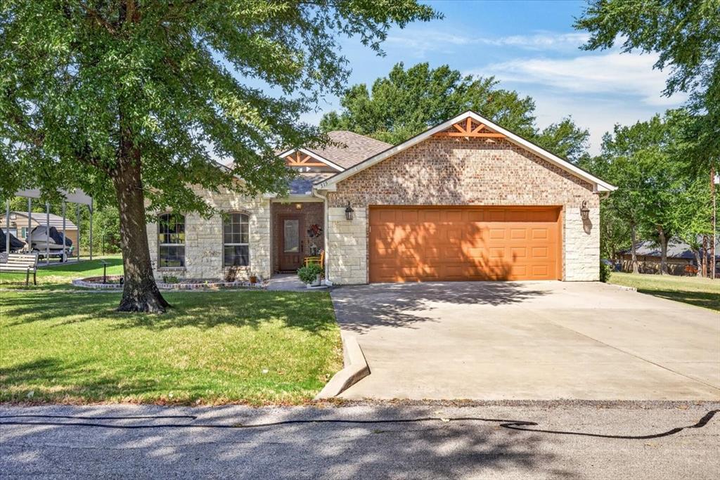 315 Canoe Court Property Photo 1