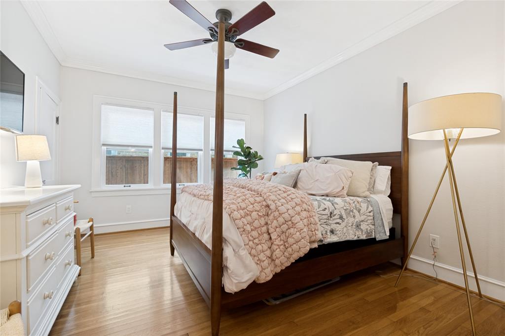 1151 N Winnetka Avenue Property Photo 15