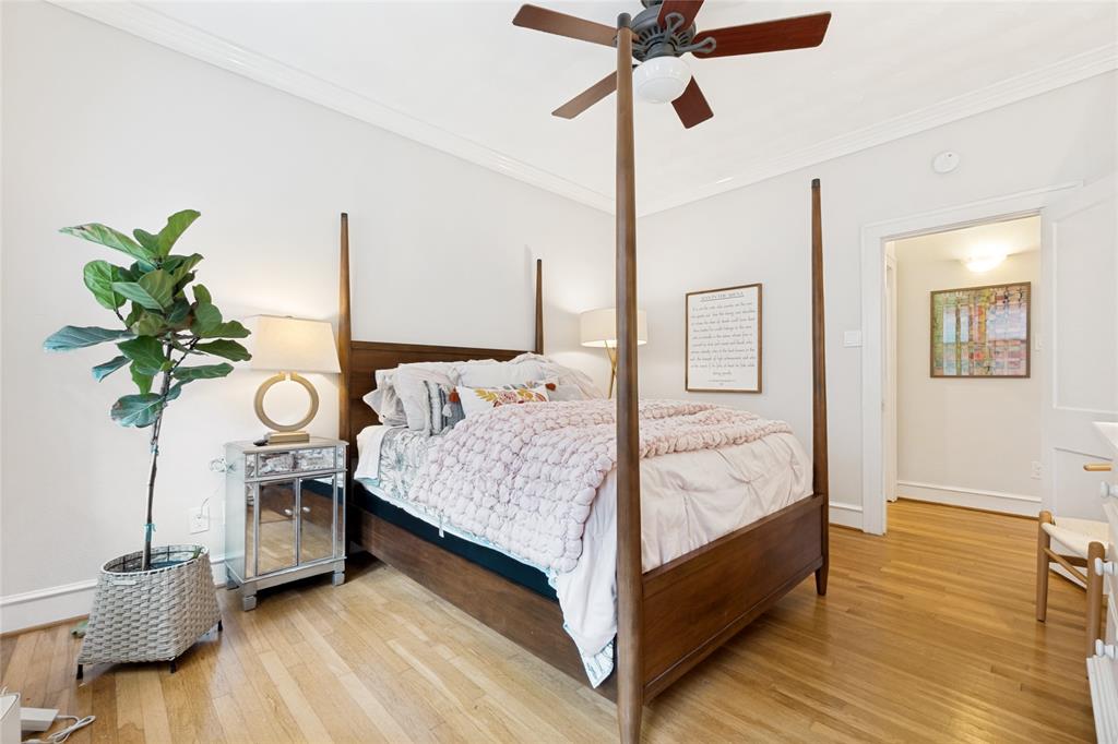 1151 N Winnetka Avenue Property Photo 16