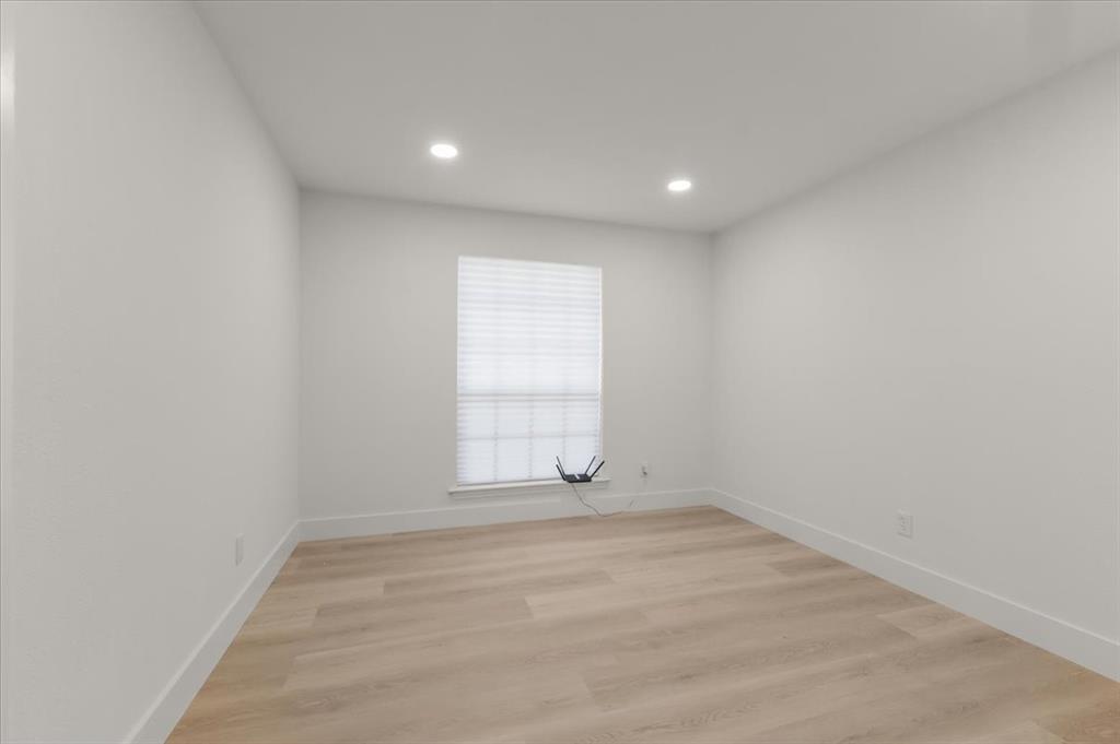 1804 Kingsborough Drive Property Photo 18