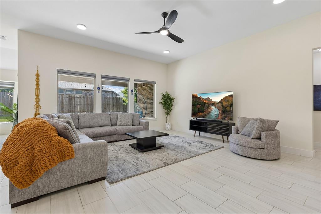 1212 Upland Dove Drive Property Photo 8