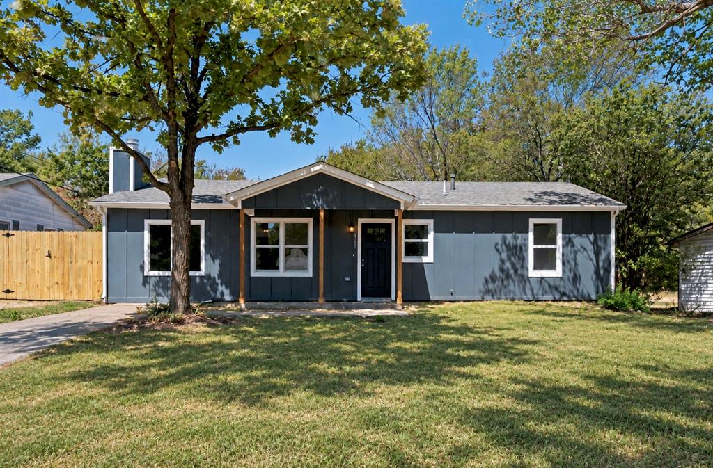 125 Ne Cindy Lane Property Photo 1