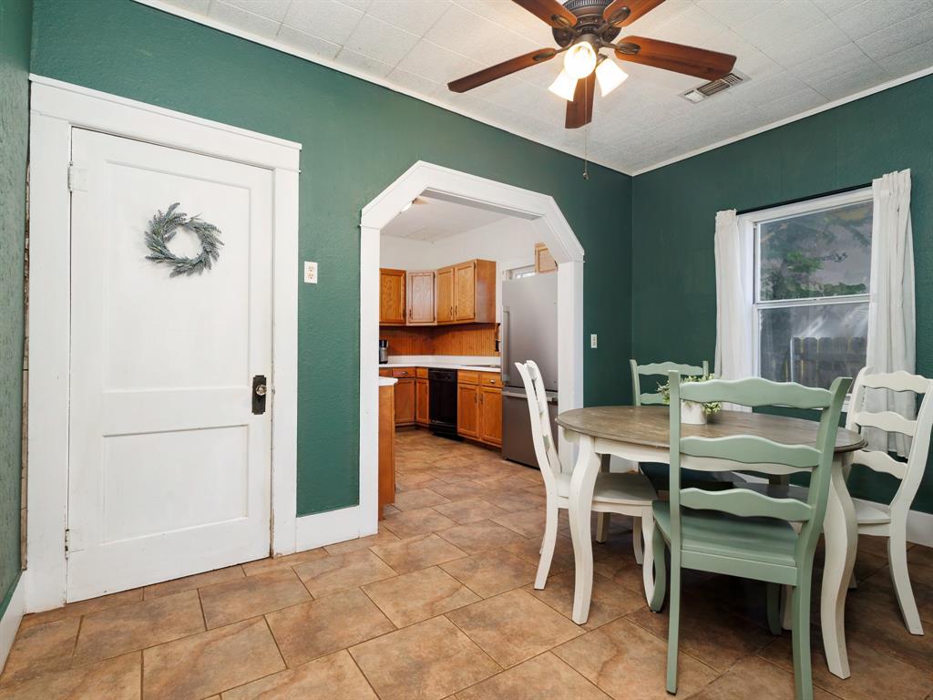 211 N Nueces Street Property Photo 13