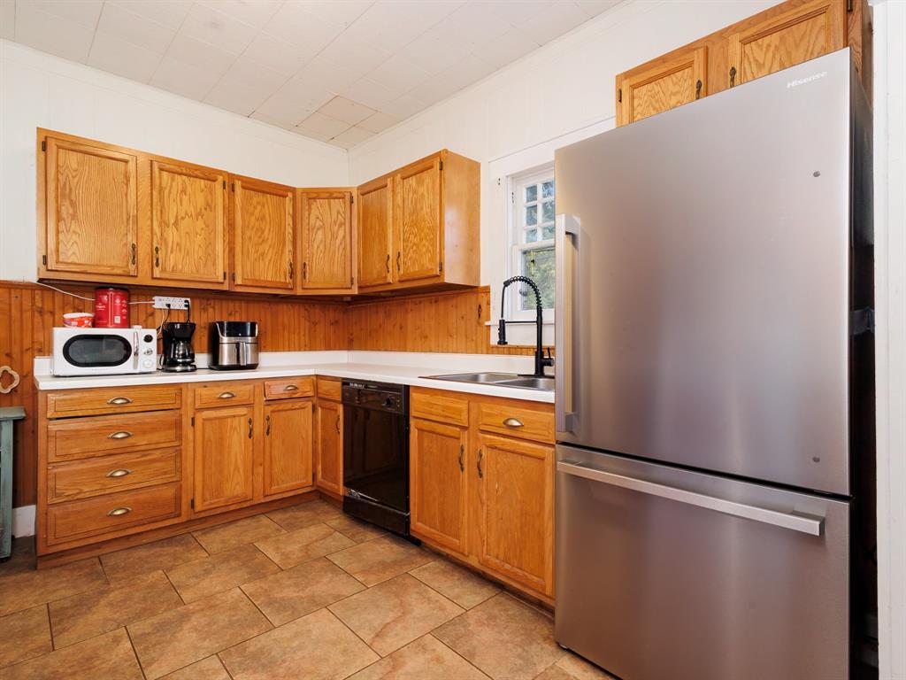 211 N Nueces Street Property Photo 15
