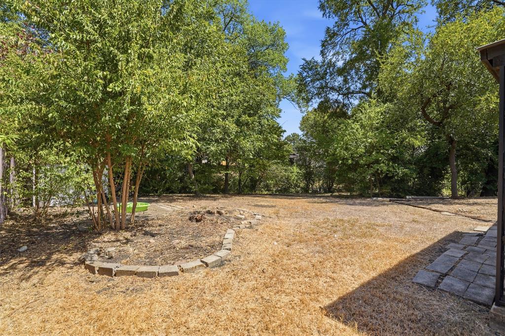 439 Shorewood Drive Property Photo 19