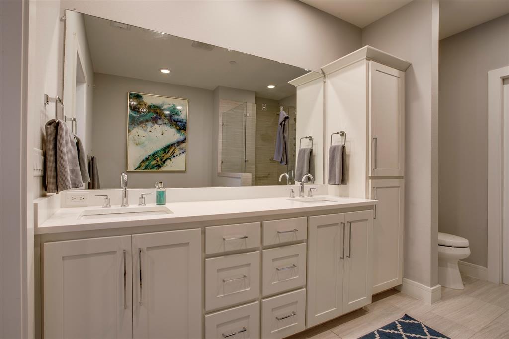2127 Clark Street 103 Property Photo 30