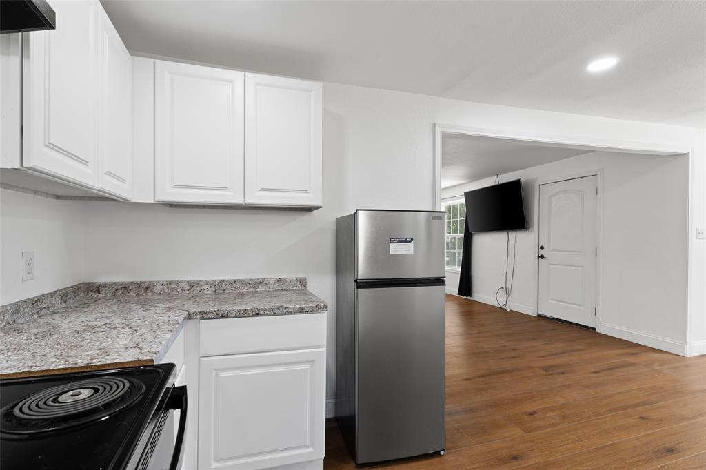 2803 Dennis Circle Property Photo 12