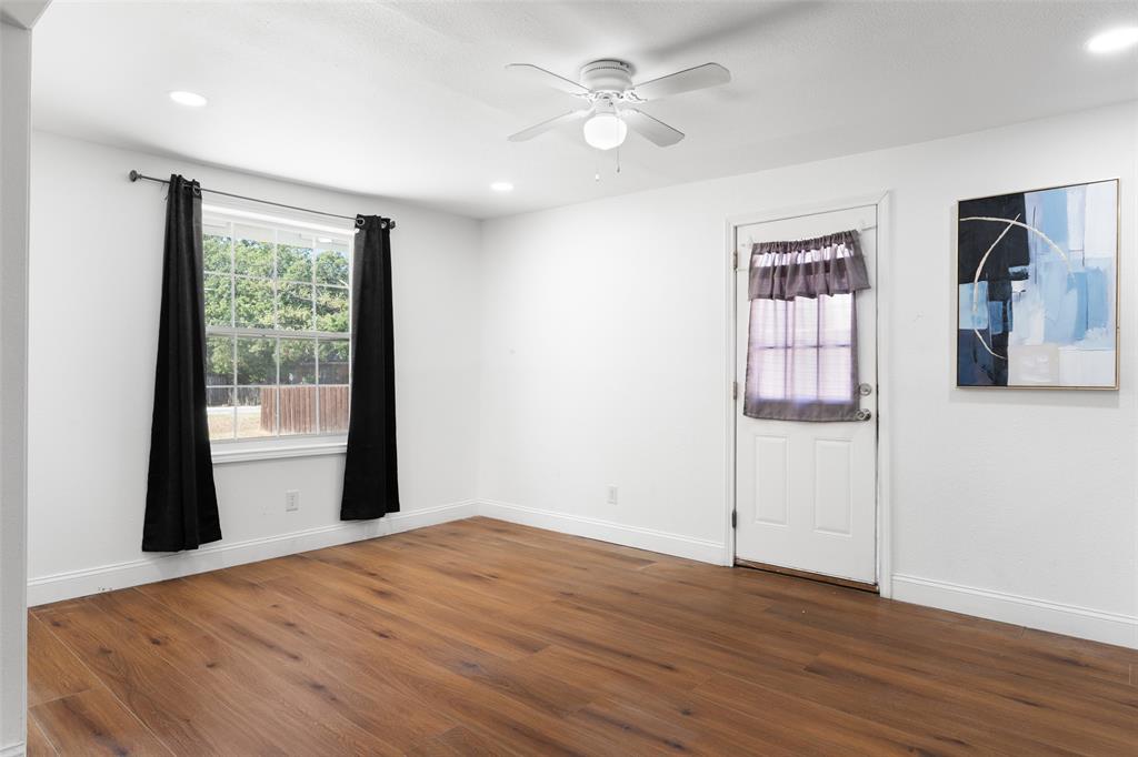 2803 Dennis Circle Property Photo 13
