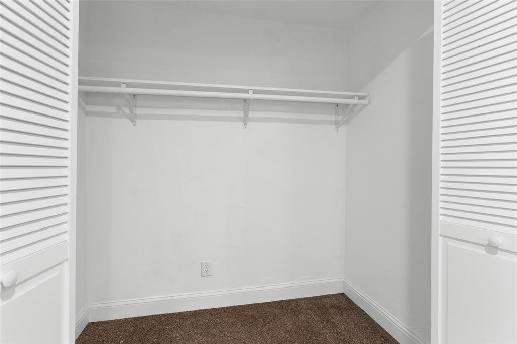 2803 Dennis Circle Property Photo 19