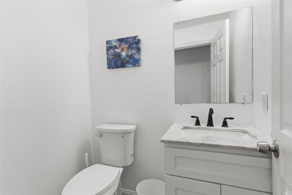 2803 Dennis Circle Property Photo 29