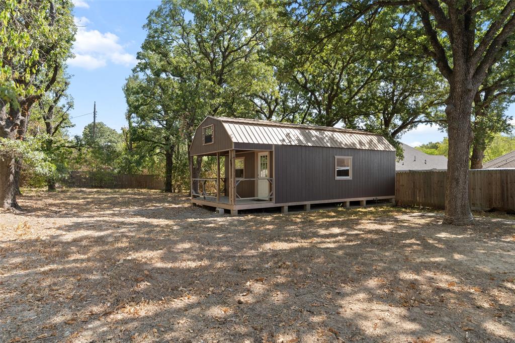 2803 Dennis Circle Property Photo 36