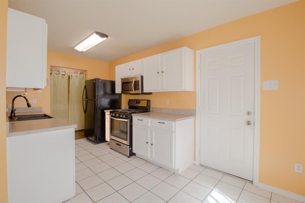 2651 Anderson Street Property Photo 4