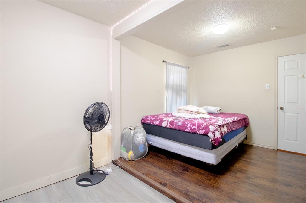2651 Anderson Street Property Photo 12