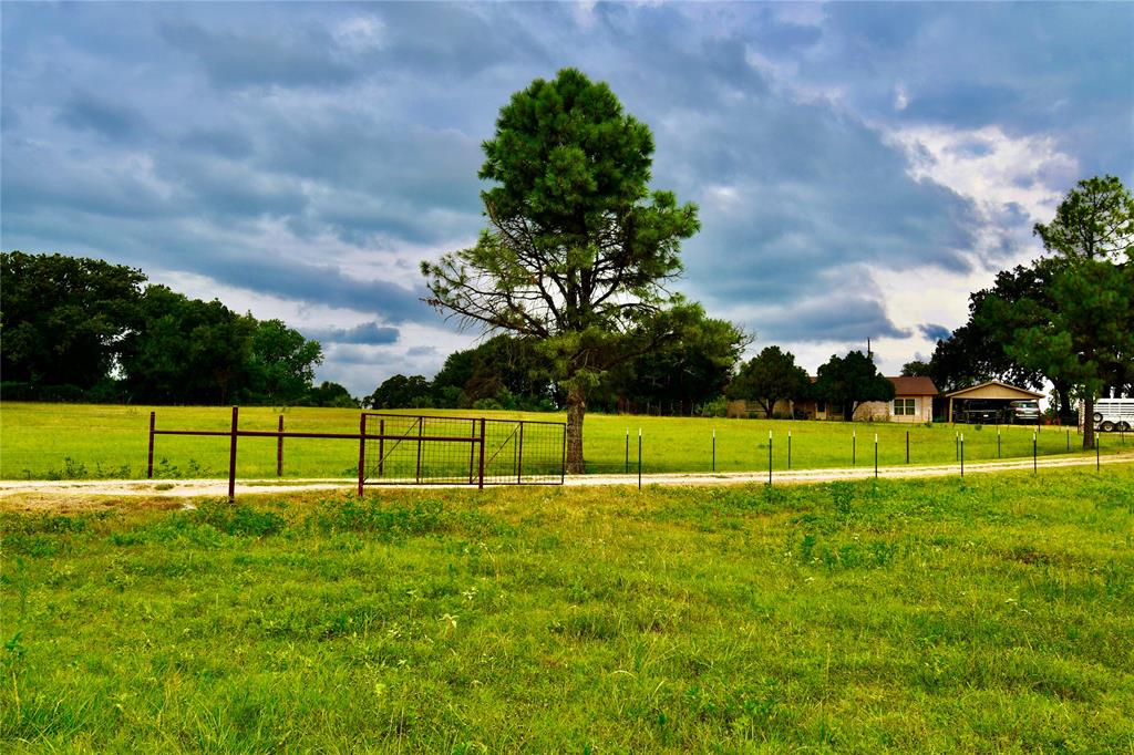 324 County Road 317 Property Photo 18