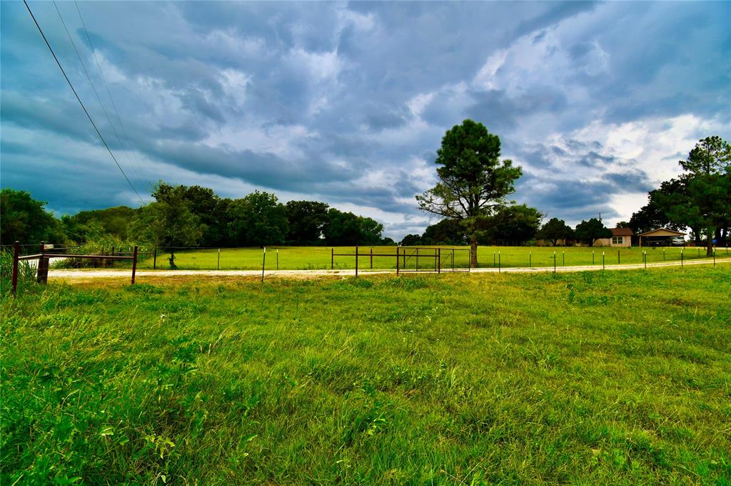 324 County Road 317 Property Photo 21