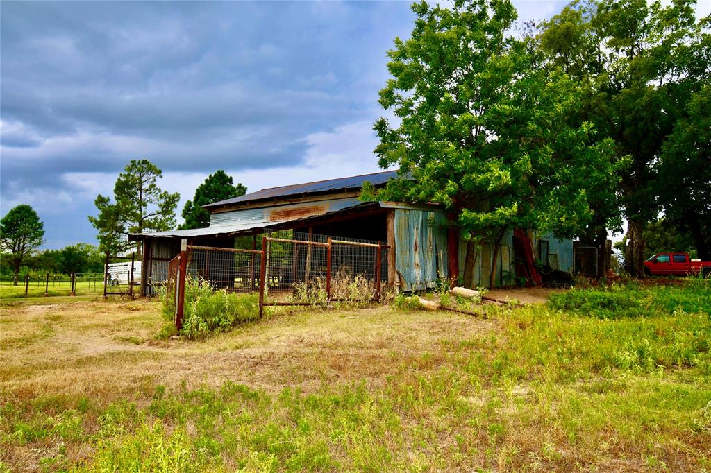 324 County Road 317 Property Photo 24