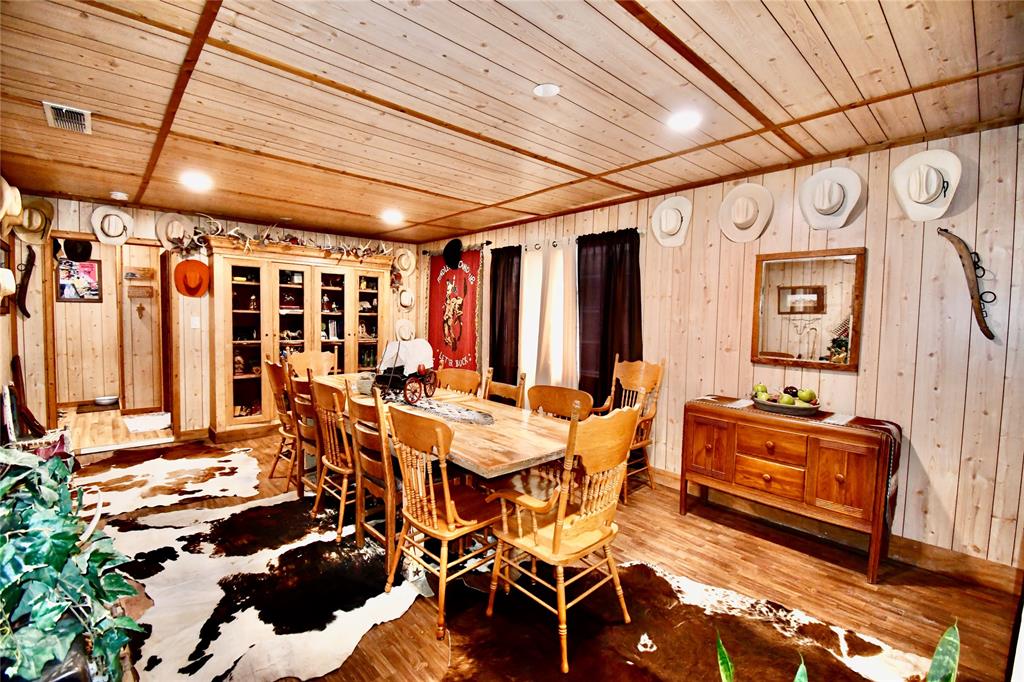324 County Road 317 Property Photo 34