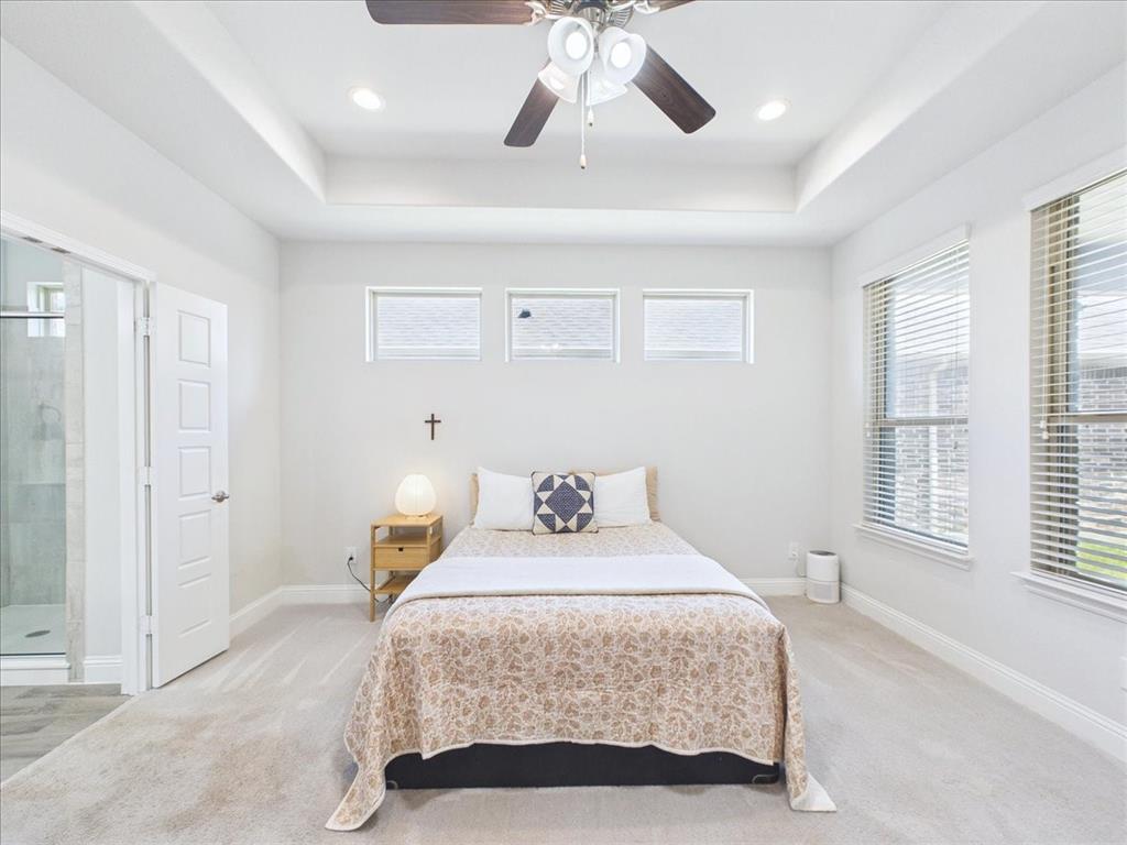 916 Boardwalk Way Property Photo 19