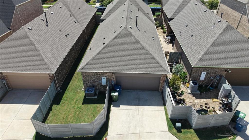 916 Boardwalk Way Property Photo 27