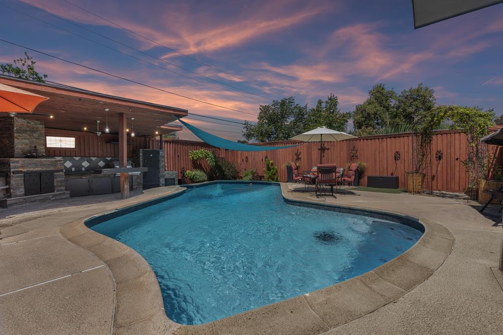 13121 Halwin Circle Property Photo 2