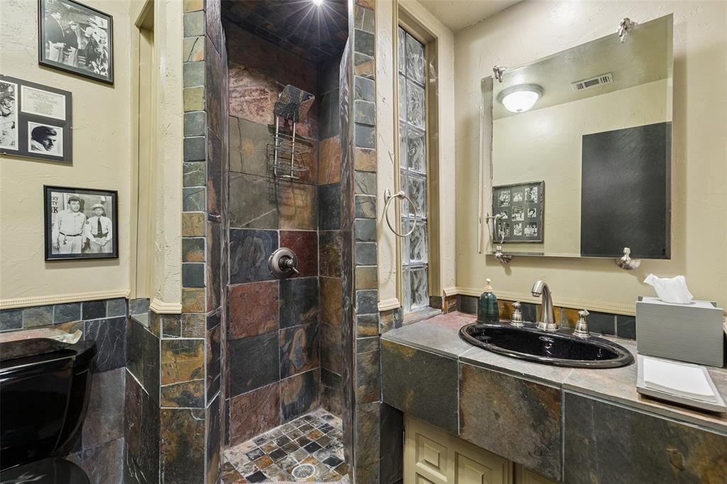 13121 Halwin Circle Property Photo 13