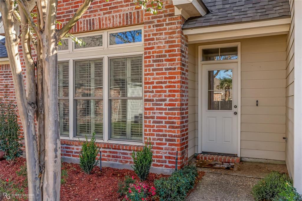 1012 Conti Circle Property Photo 3